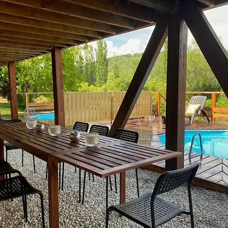 2 Private Pool With Stunning Views!!